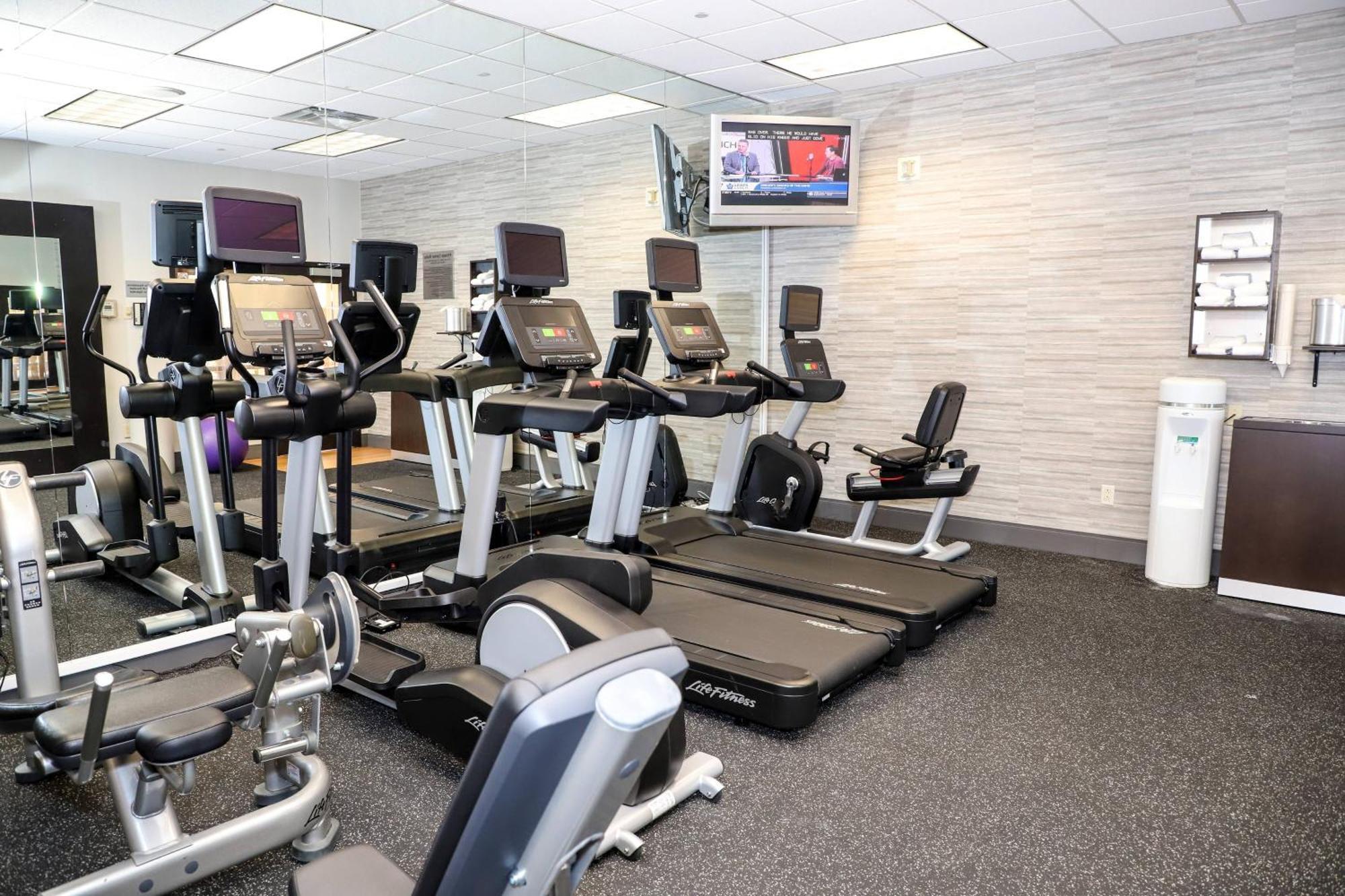 Courtyard By Marriott Toronto Brampton Hotel Buitenkant foto